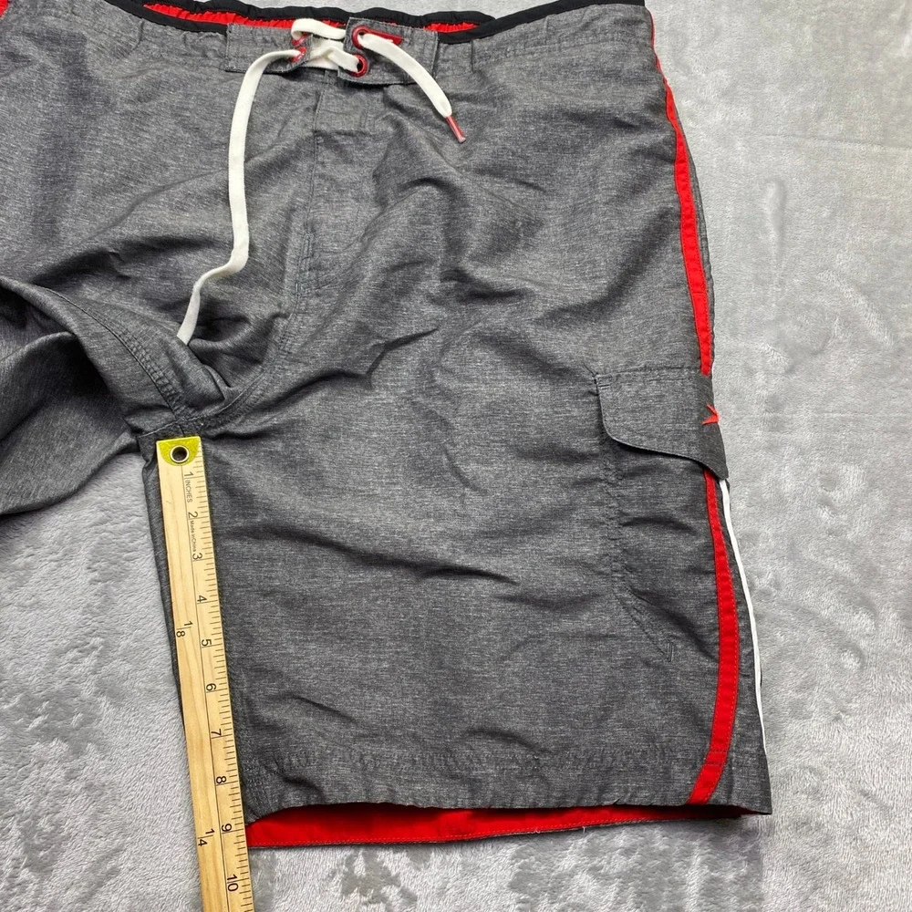 Speedo Mens Gray‎ Red White Stripe Swim Trunks Board Shorts Size L Tropical